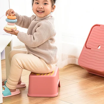 Бытовая подставка для ног для детей - надежное решение для поддержки высоты, Предметы домашнего обихода, Детские стульчики, розовый