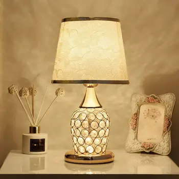 Настольная лампа с кристаллами в европейском стиле, Современный домашний декор, Теплая романтическая мода, креативная прикроватная лампа, светодиодный настольный светильник